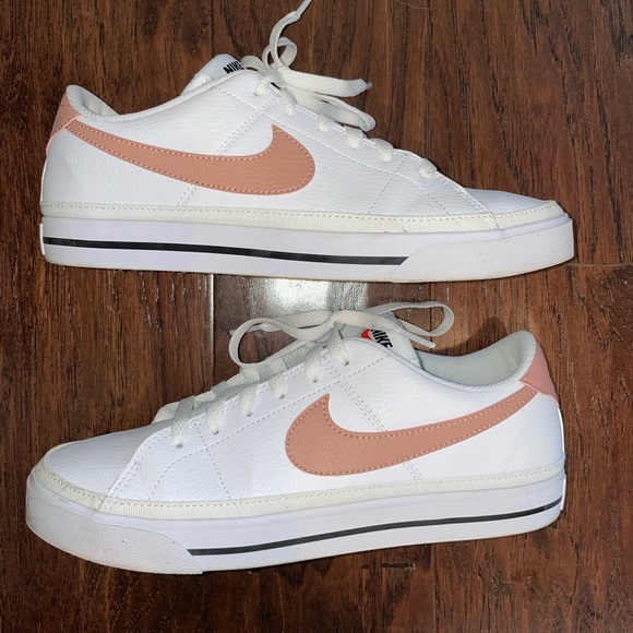 Nike Shoes - Nike court legacy next nature